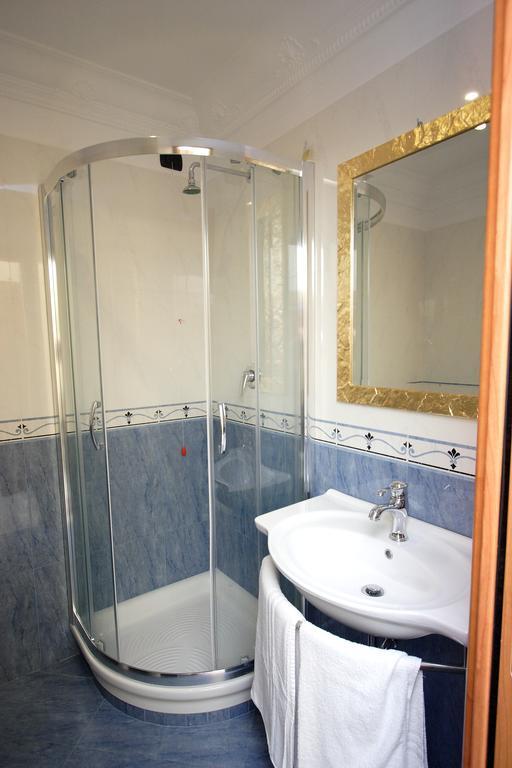 Guest House Galaxy Rzym Zewnętrze zdjęcie