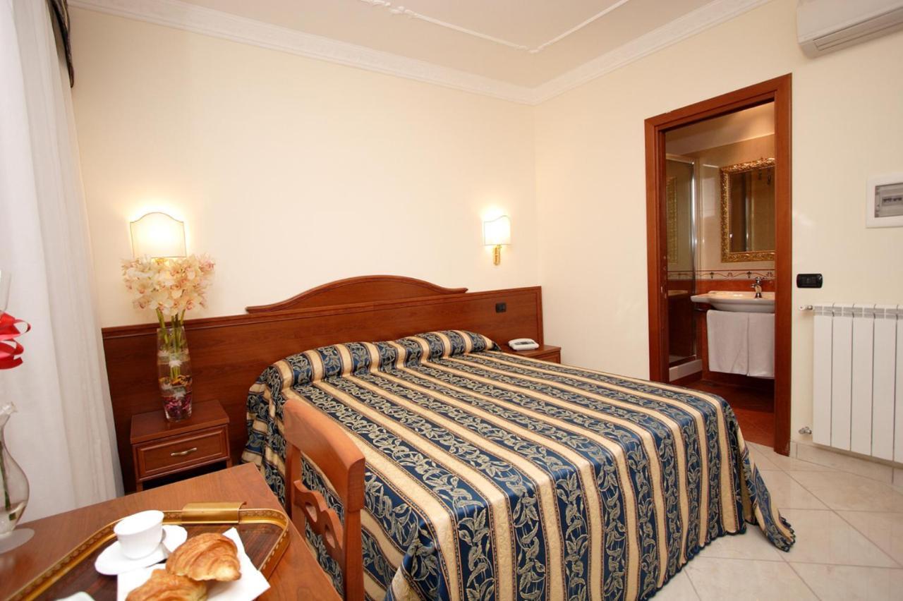 Guest House Galaxy Rzym Zewnętrze zdjęcie