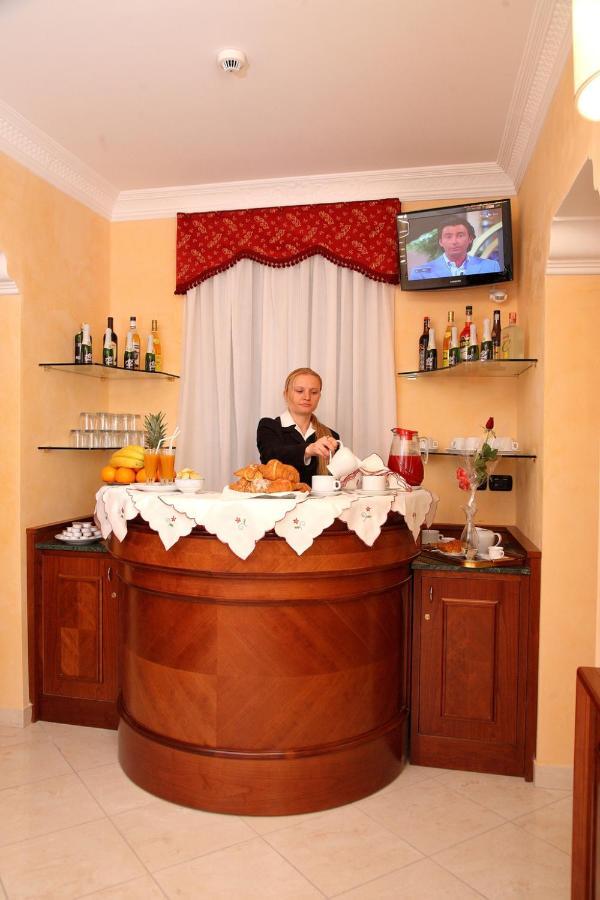 Guest House Galaxy Rzym Zewnętrze zdjęcie